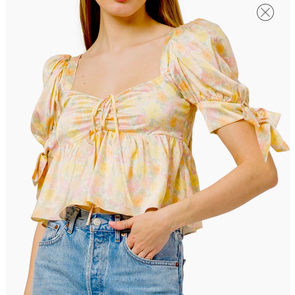 WAYF Puff Sleeve Crop Floral Top- XL